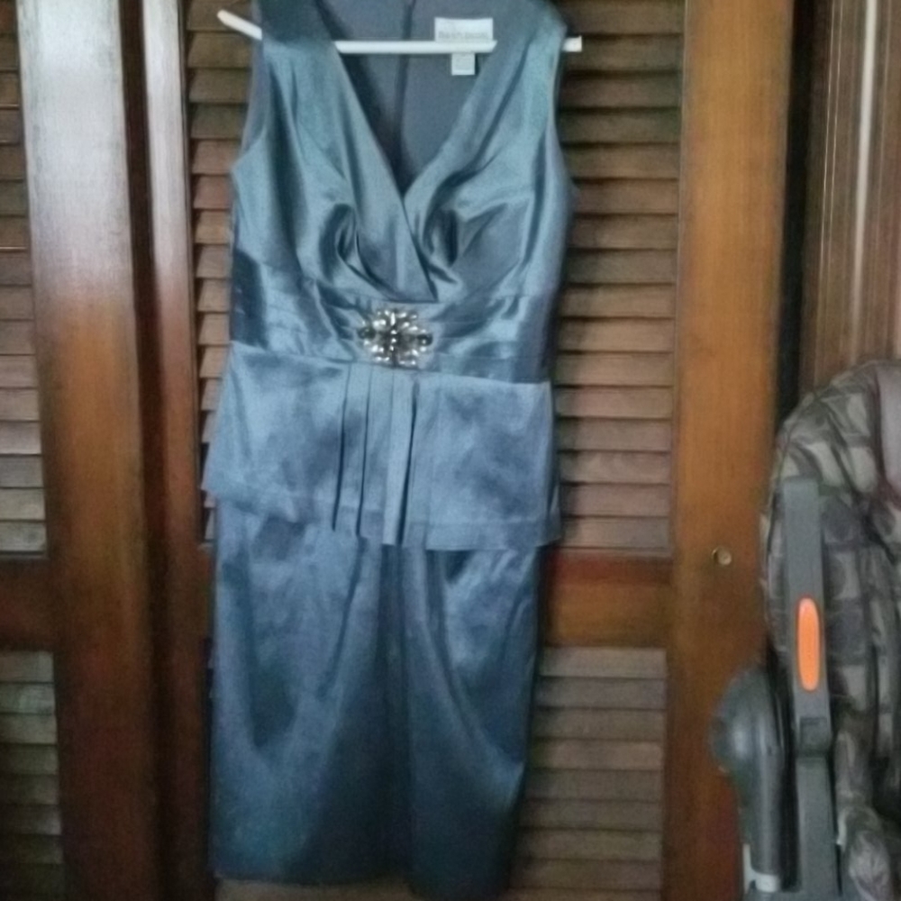 Mother of bride dress. Color shimmering dark gray